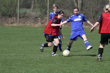 Bild 133 - Frauen am 10.4.11